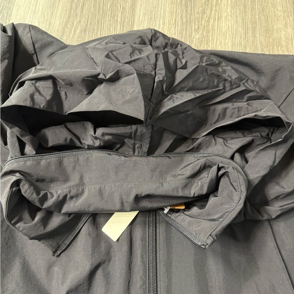 PINK Black Lightweight Zip Jacket w Hood NWT S/M Victoria Secret Windbreaker - Picture 8 of 8